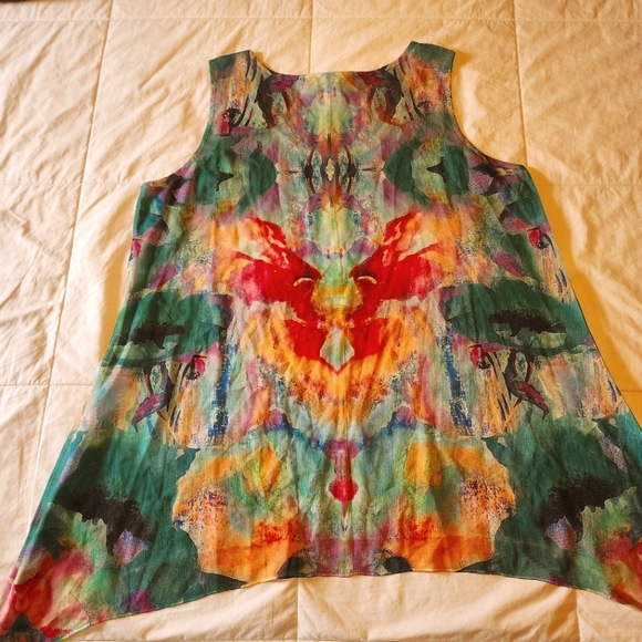 Soft Surroundings Tops - Soft Surroundings XL small front slit, longer sides, Polyester sleeveless top